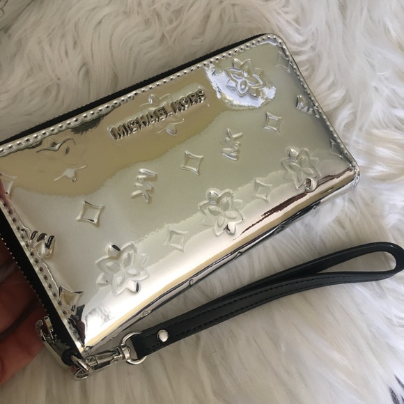 Michael Kors Kara duffle satchel bag & wallet - Picture 2 of 7